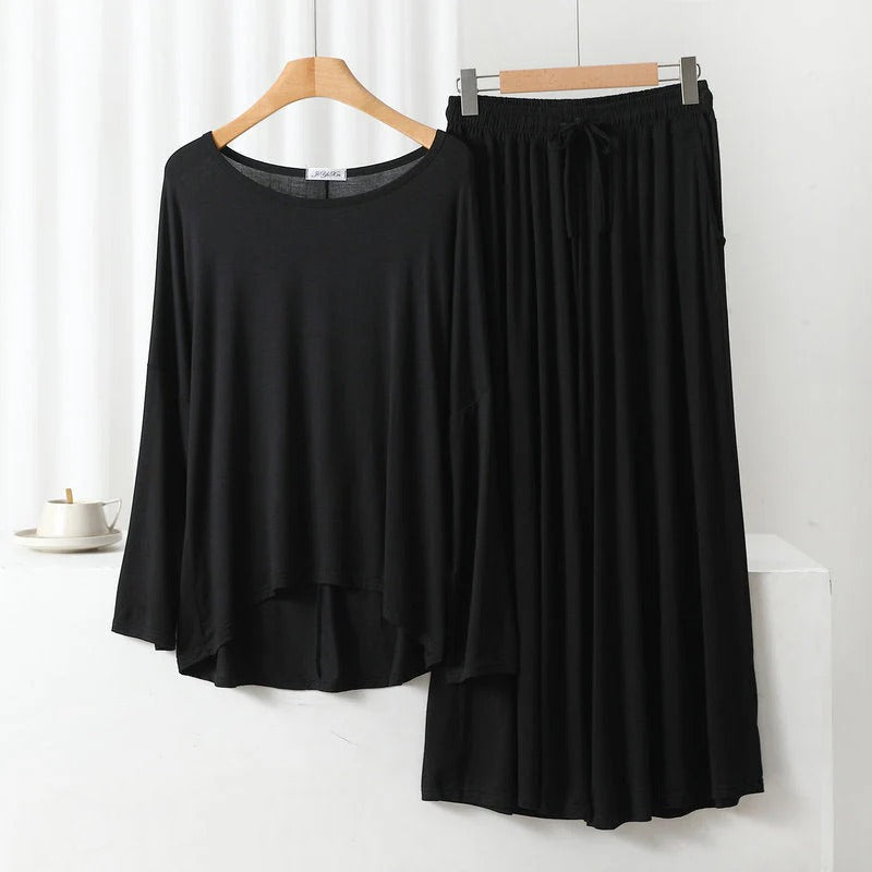 Deep Black Round Neck Plazzo